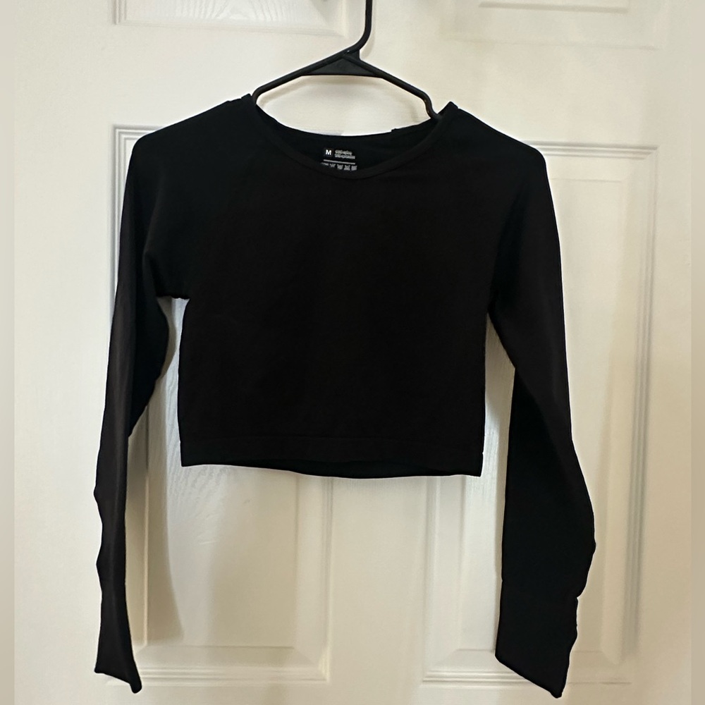 Black Cropped Active Long-Sleeve Top